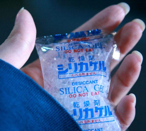 silica-gel-pack Silica gel pack