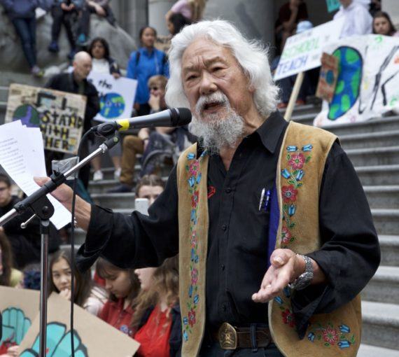 David Suzuki speaks to crowd of demonstrators